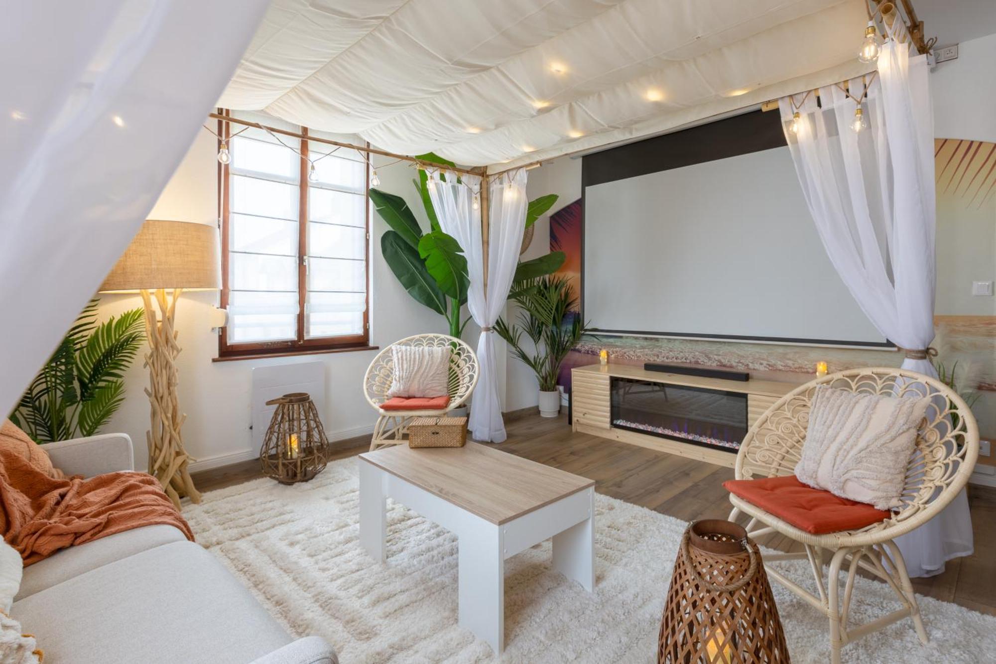 Lit Rond Tres Grand Et Confortable - Garage Possible Ou Parking Gratuit Rue - Gare 2 Min Et Ville 4 Min En Tram - Ciel Etoile - Netflix Videoprojecteur - Luxe Et Evasion Στρασβούργο Εξωτερικό φωτογραφία